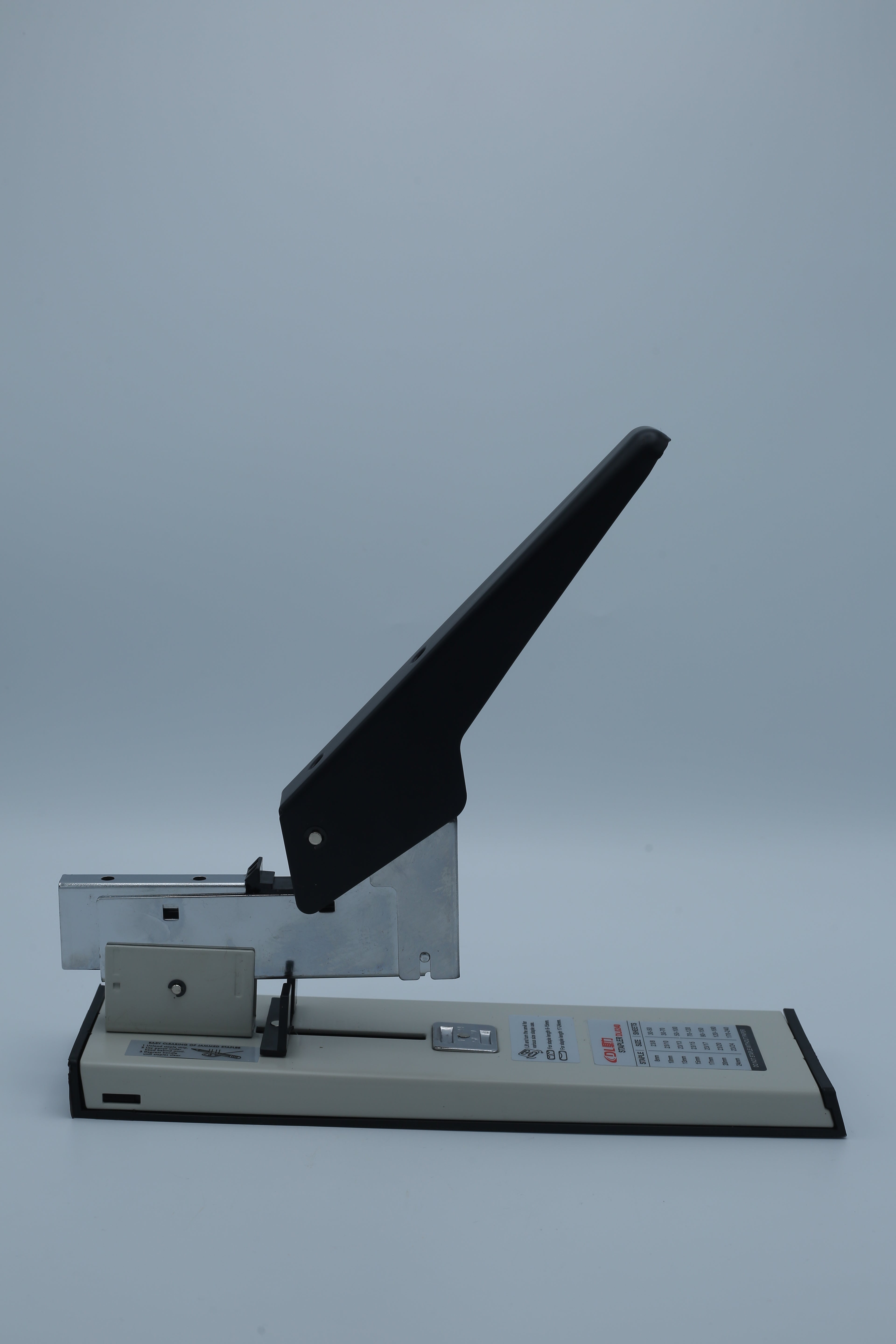 Dingli Heavy Duty Stapler 23/8 to 23/24 DL 240
