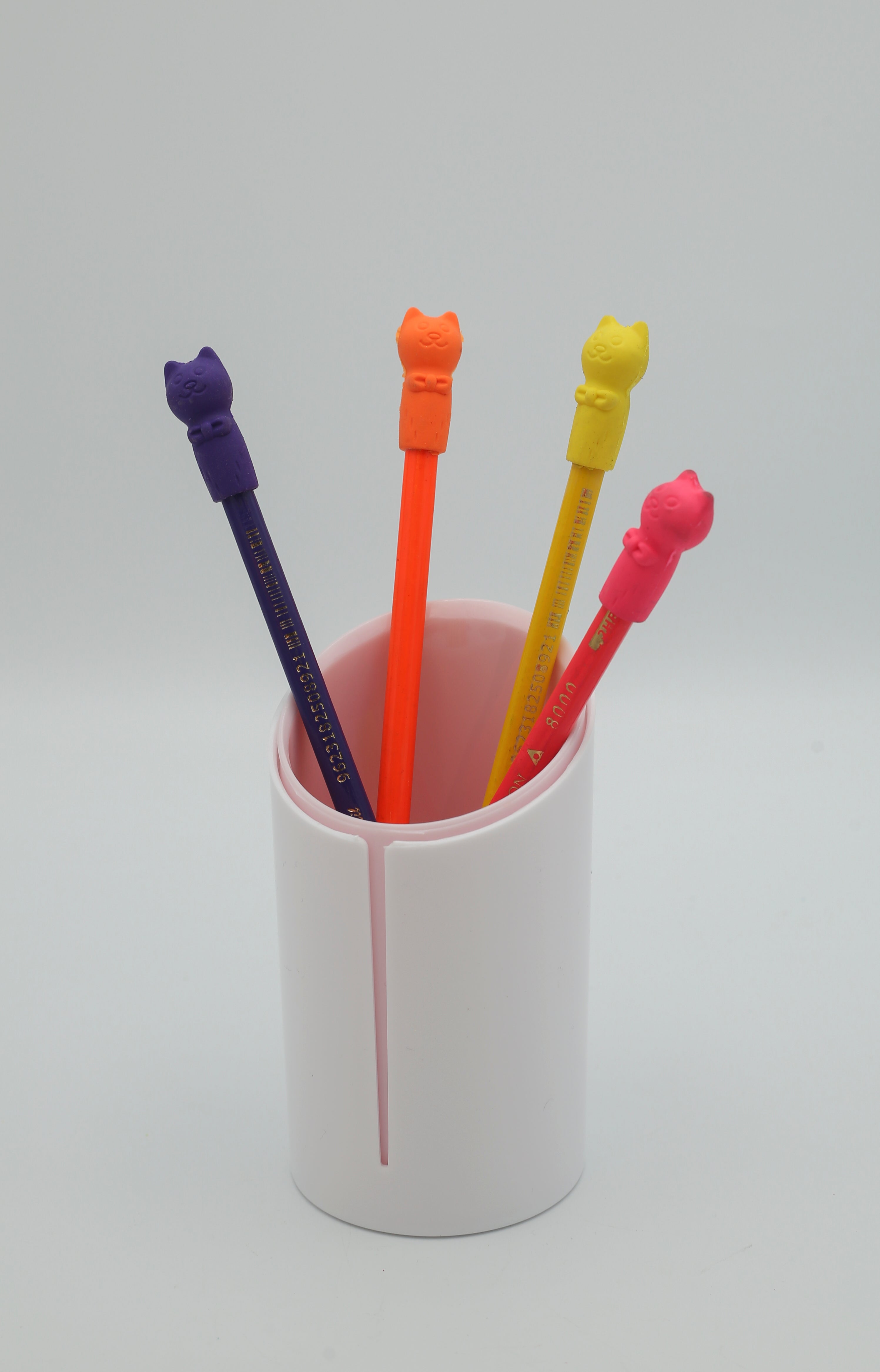 Bahadur Kitty Tricon Pencil Jar 24pc B1000