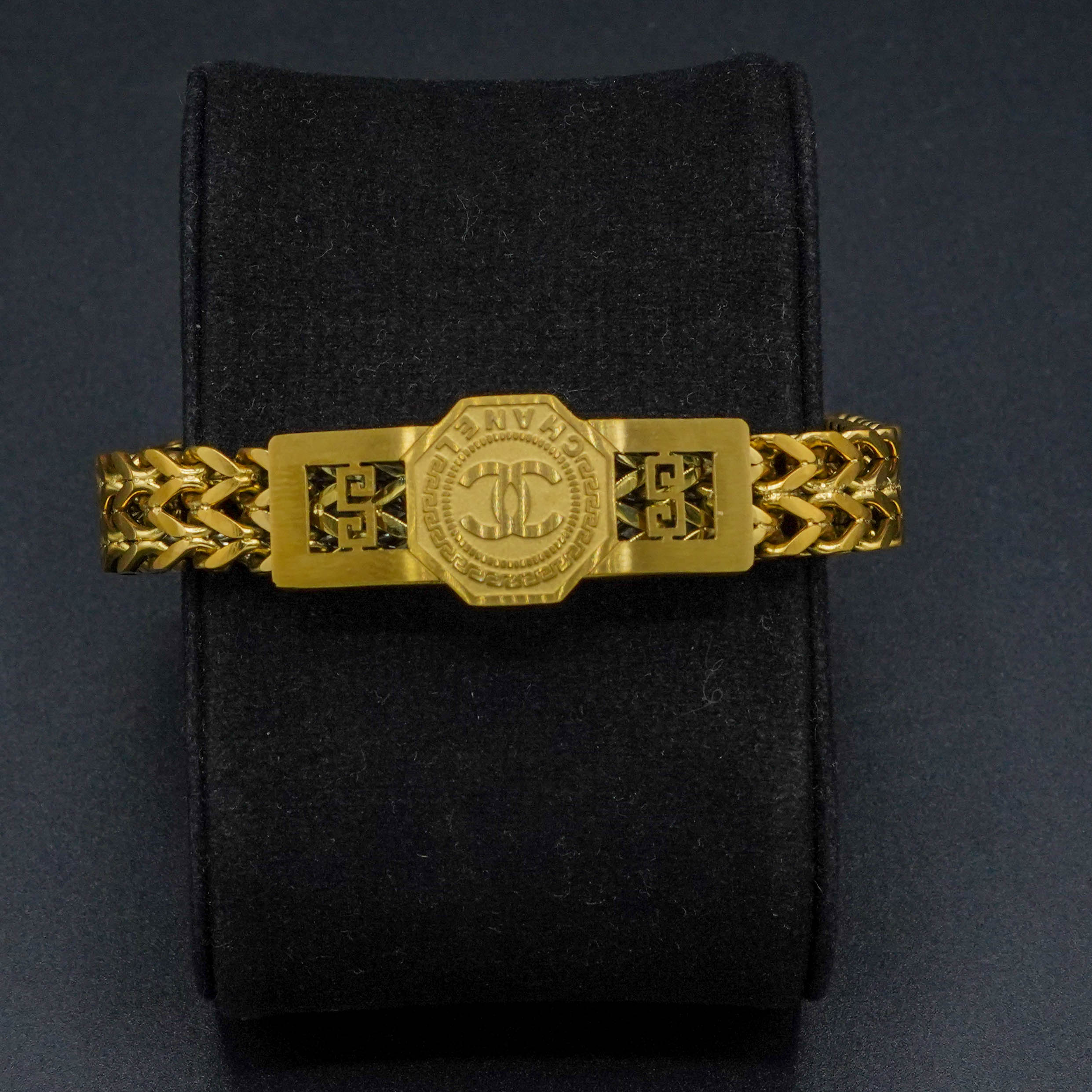 Golden Stainless Steel Bracelet for Boys and Men Lifetime Colour Guarantee B-9
