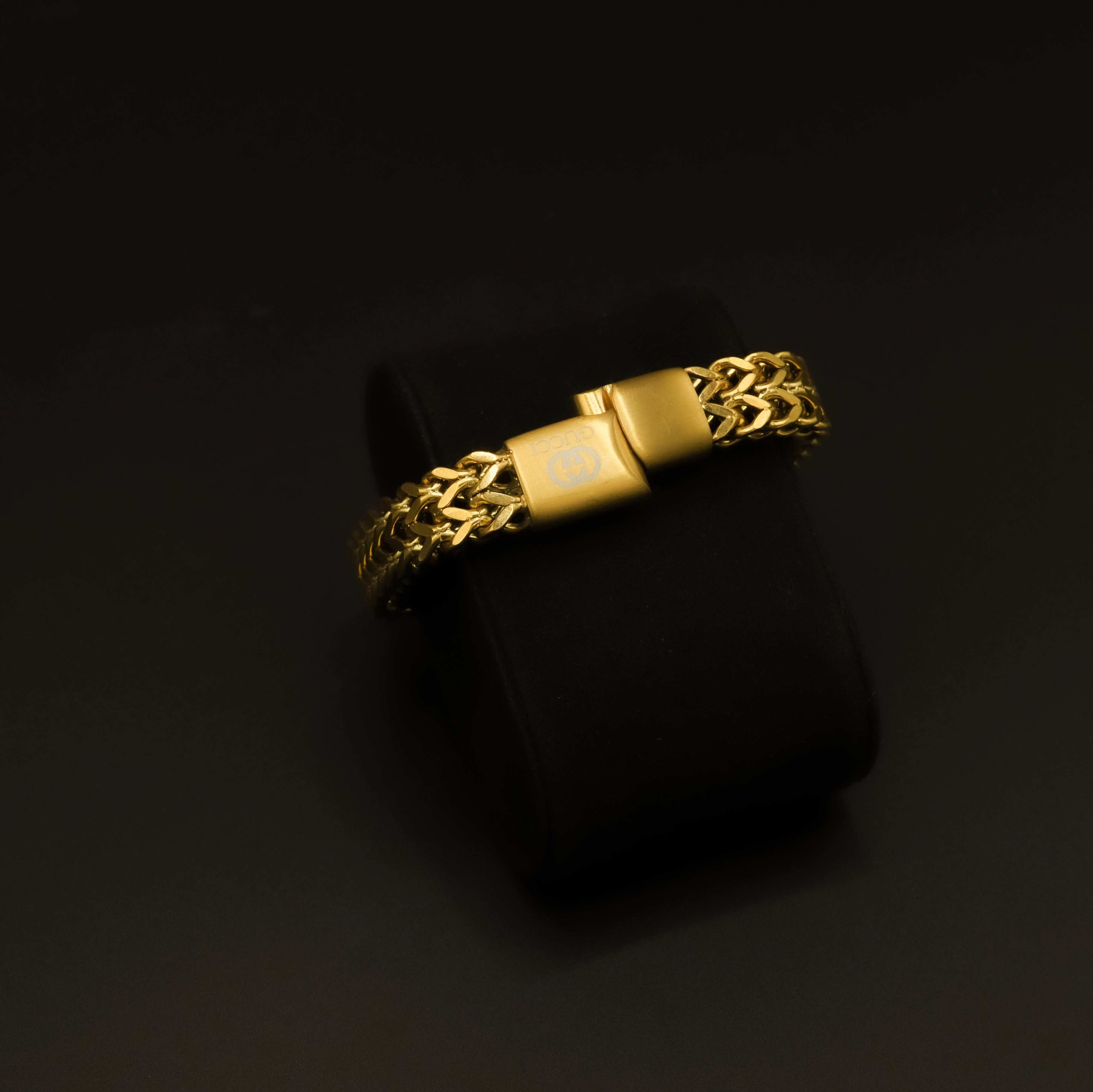 Gucci Golden Stainless Steel Bracelet for Boys and Men Lifetime Colour Guarantee B-1