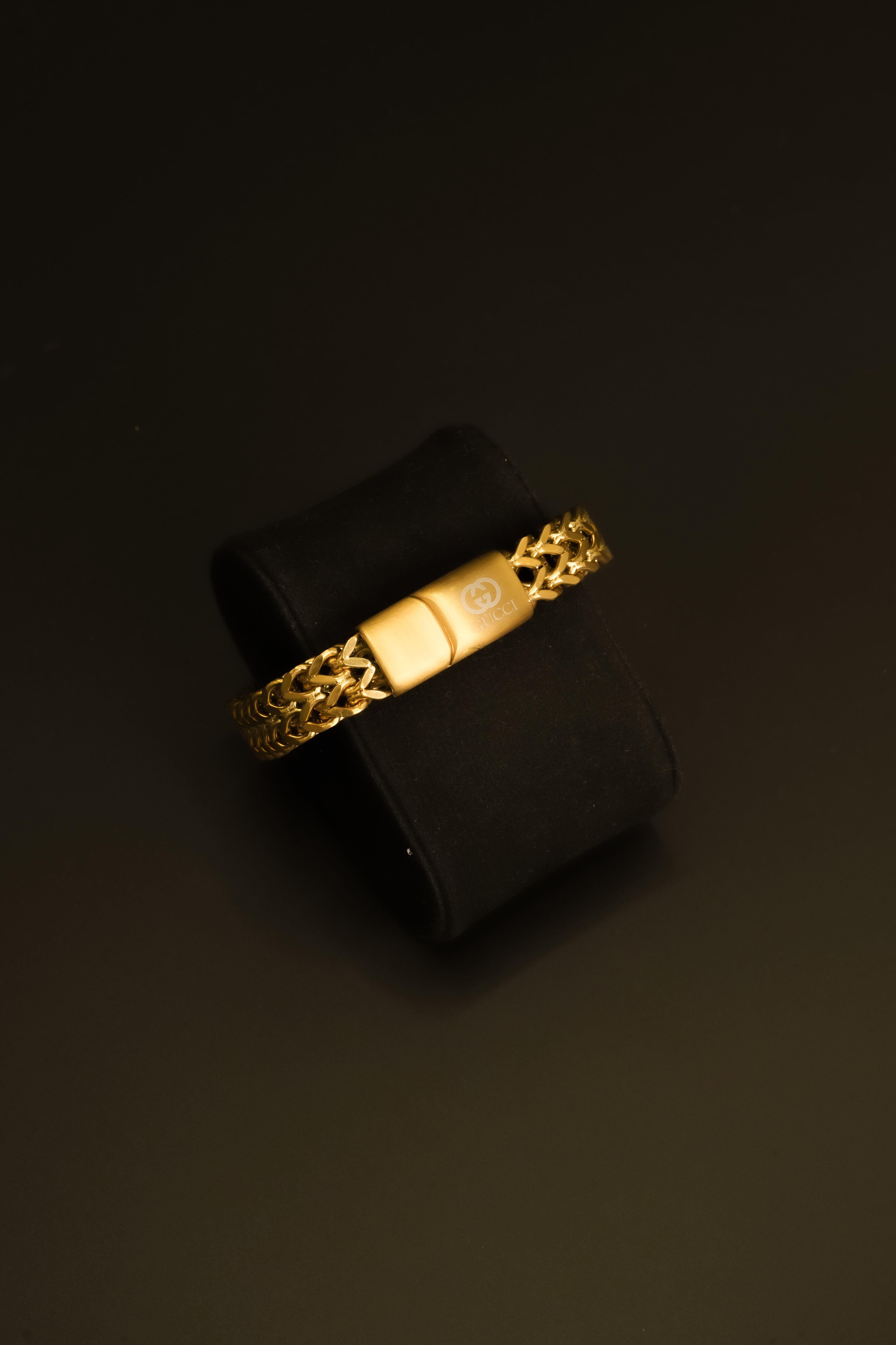 Golden Stainless Steel Bracelet for Boys and Men Lifetime Colour Guarantee B-9