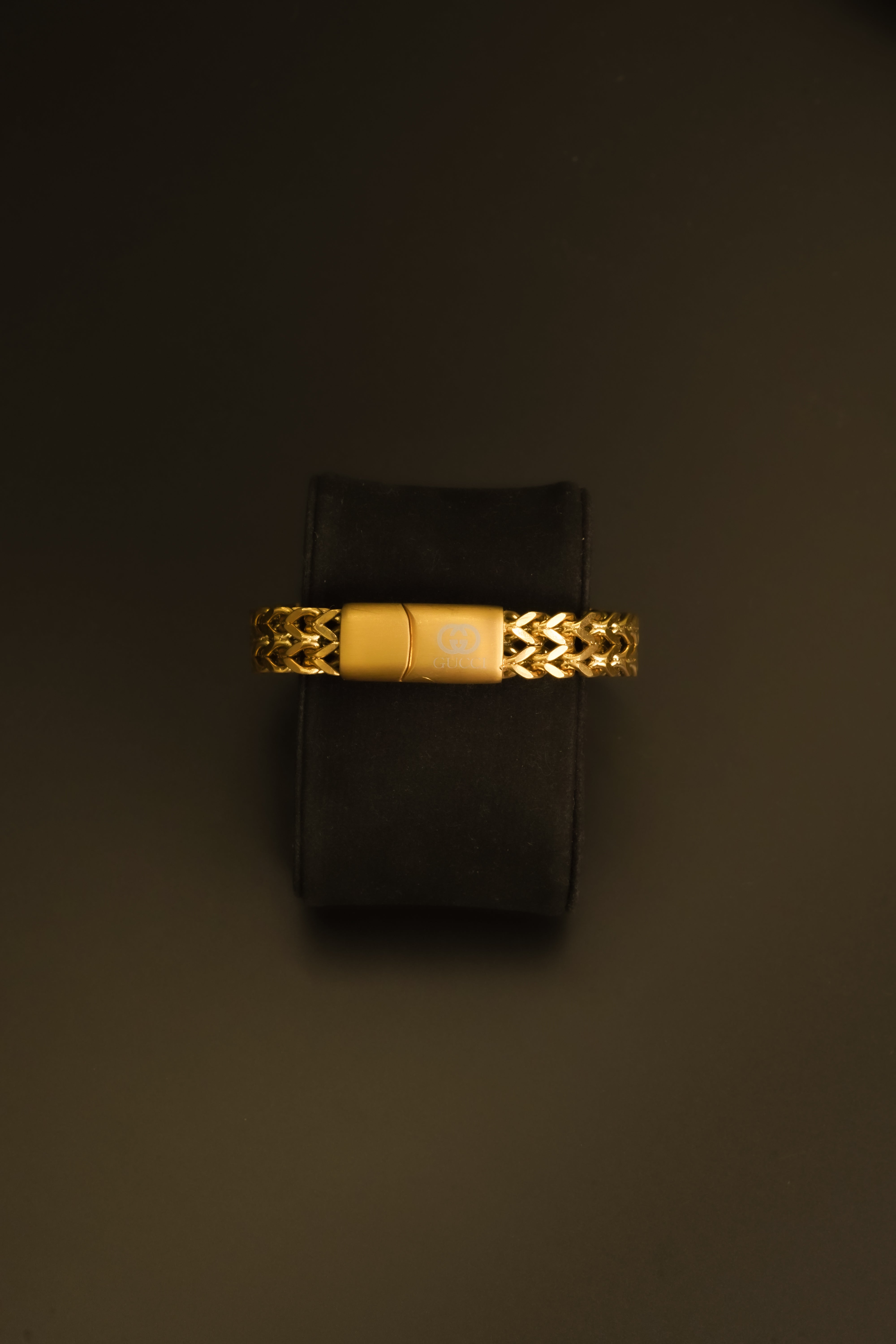 Golden Stainless Steel Bracelet for Boys and Men Lifetime Colour Guarantee B-9