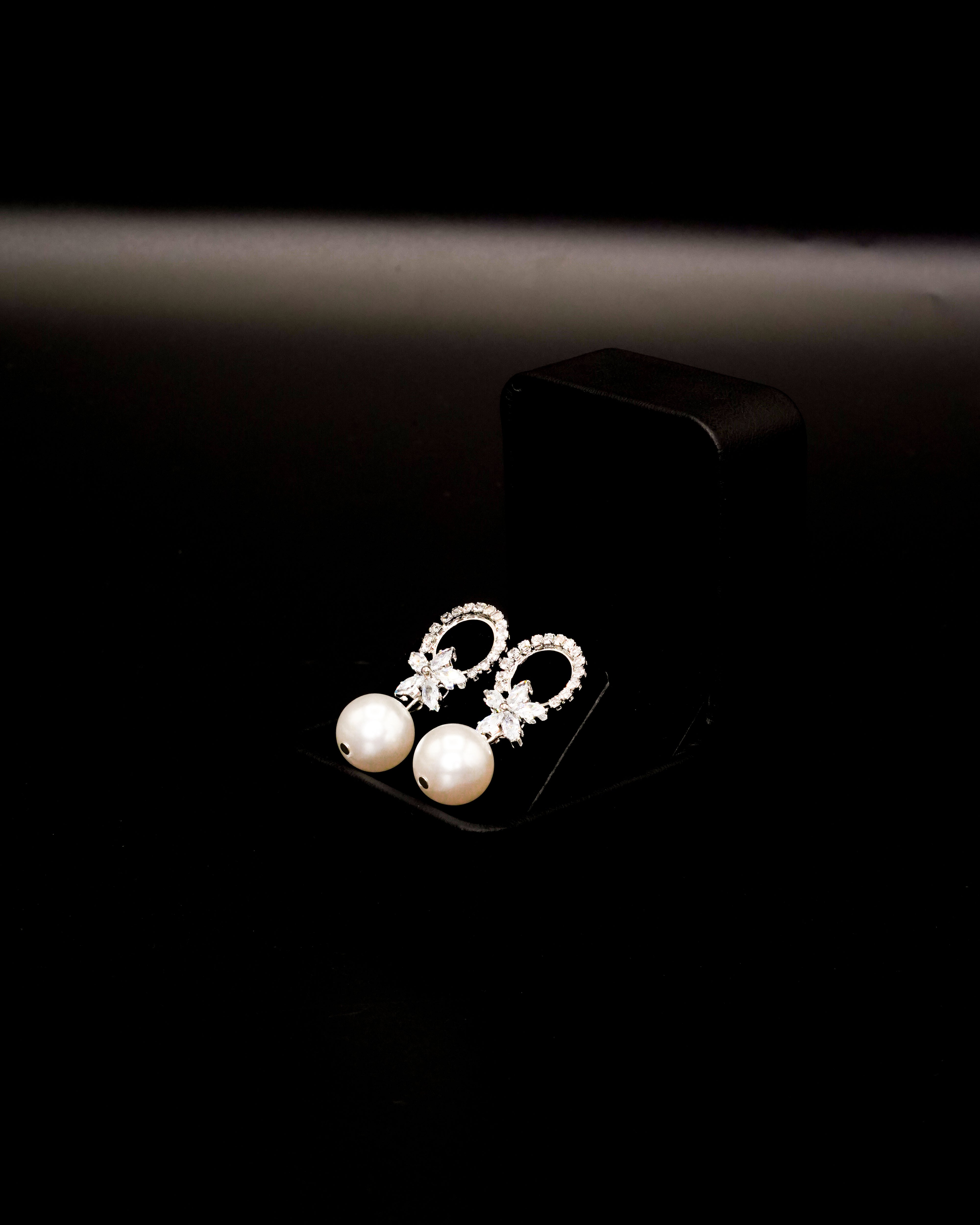 Flower Circled Earrings E-9