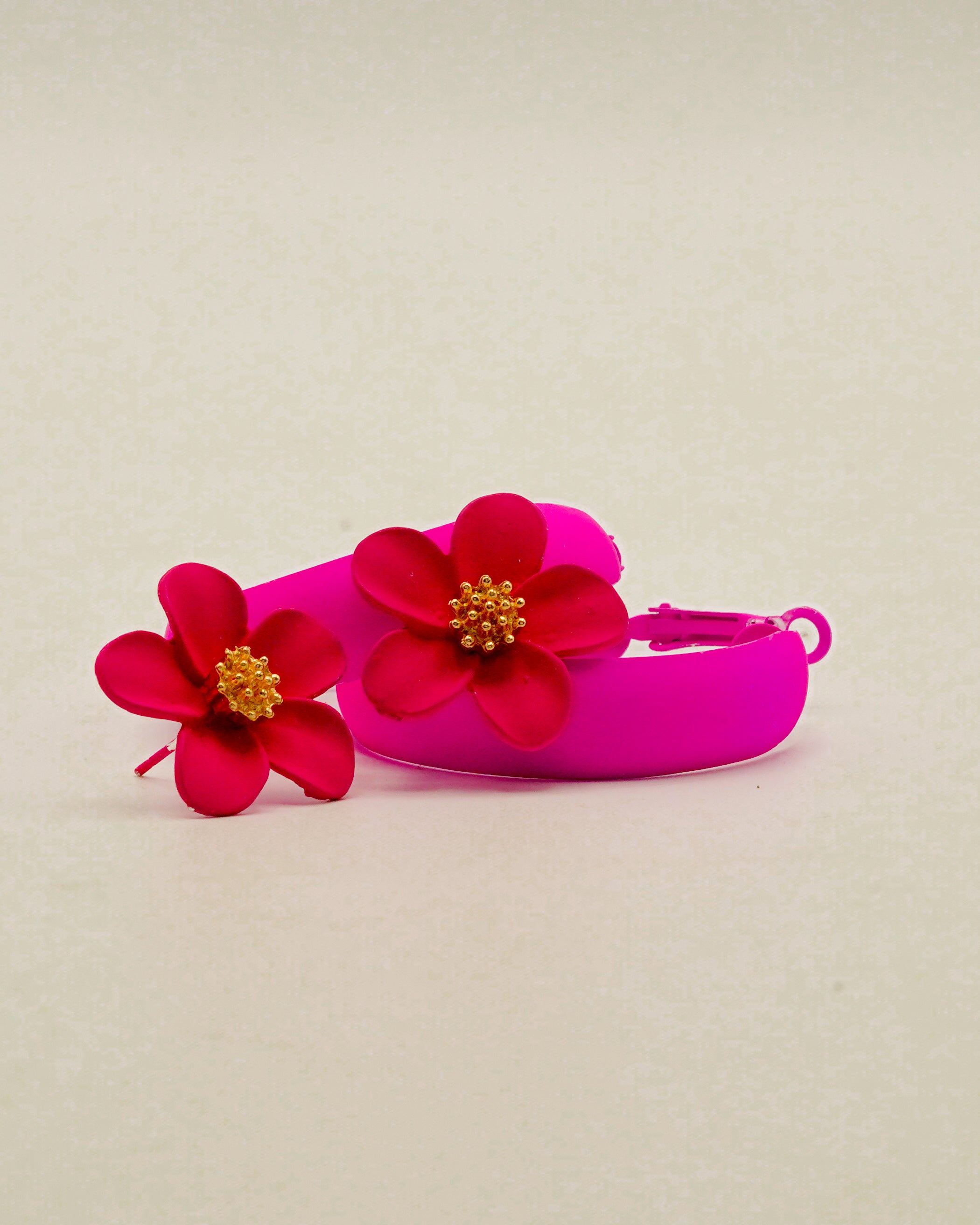 Flower Tops With Hoop Earrings E-25