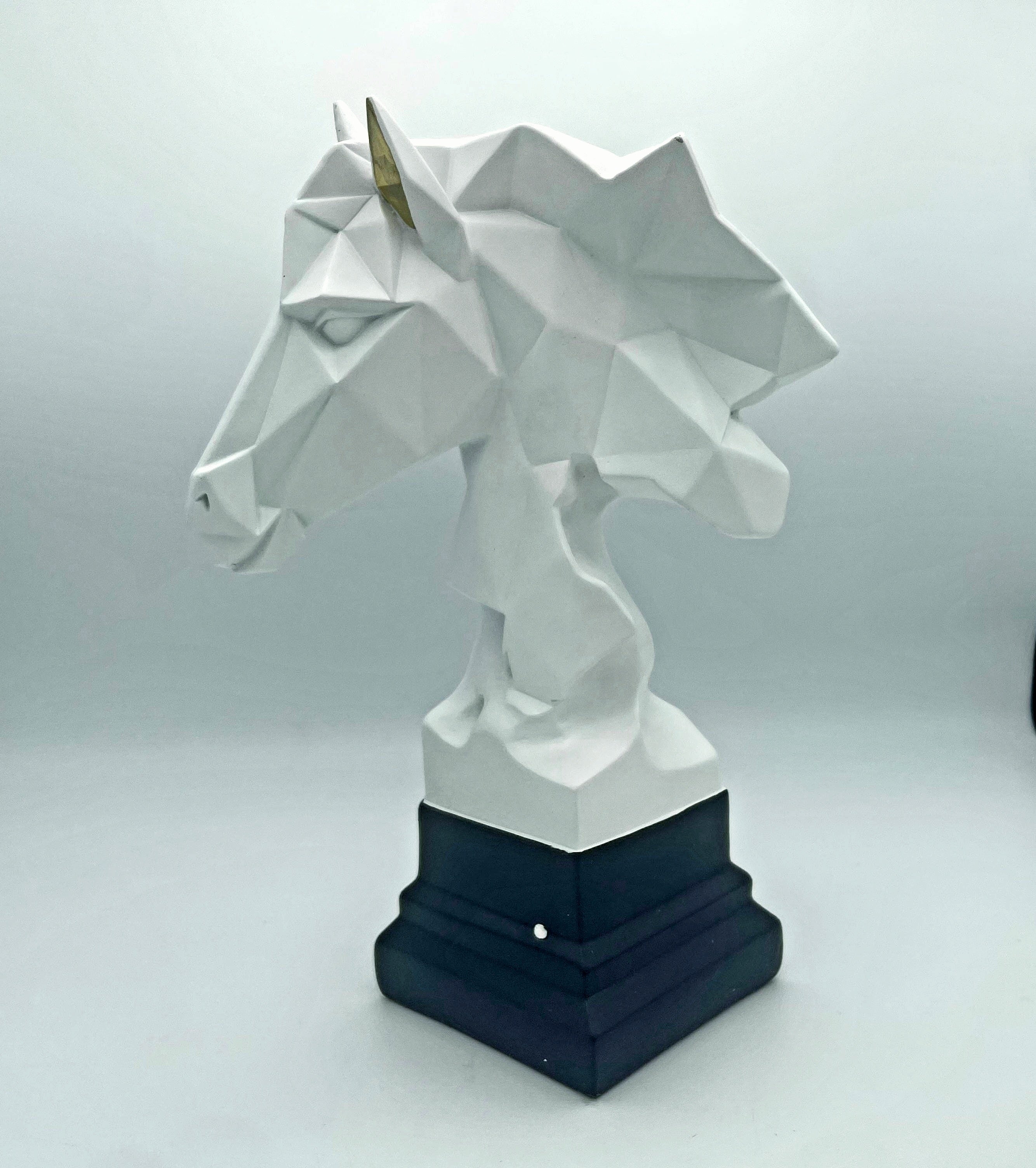 Decoration Horse Showpiece